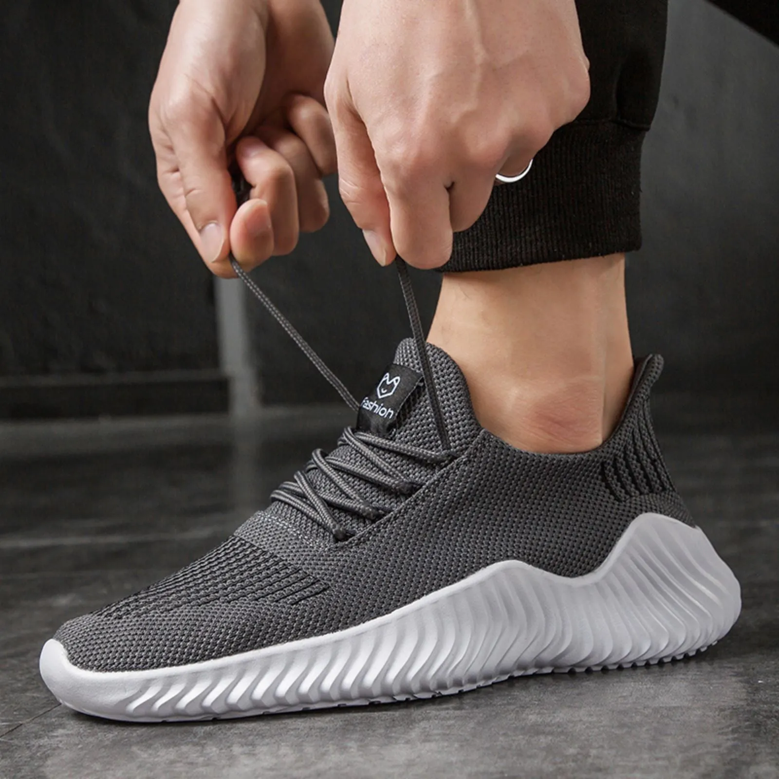 Men's Casual Sneakers Men's Sports Running Breathable Shoes