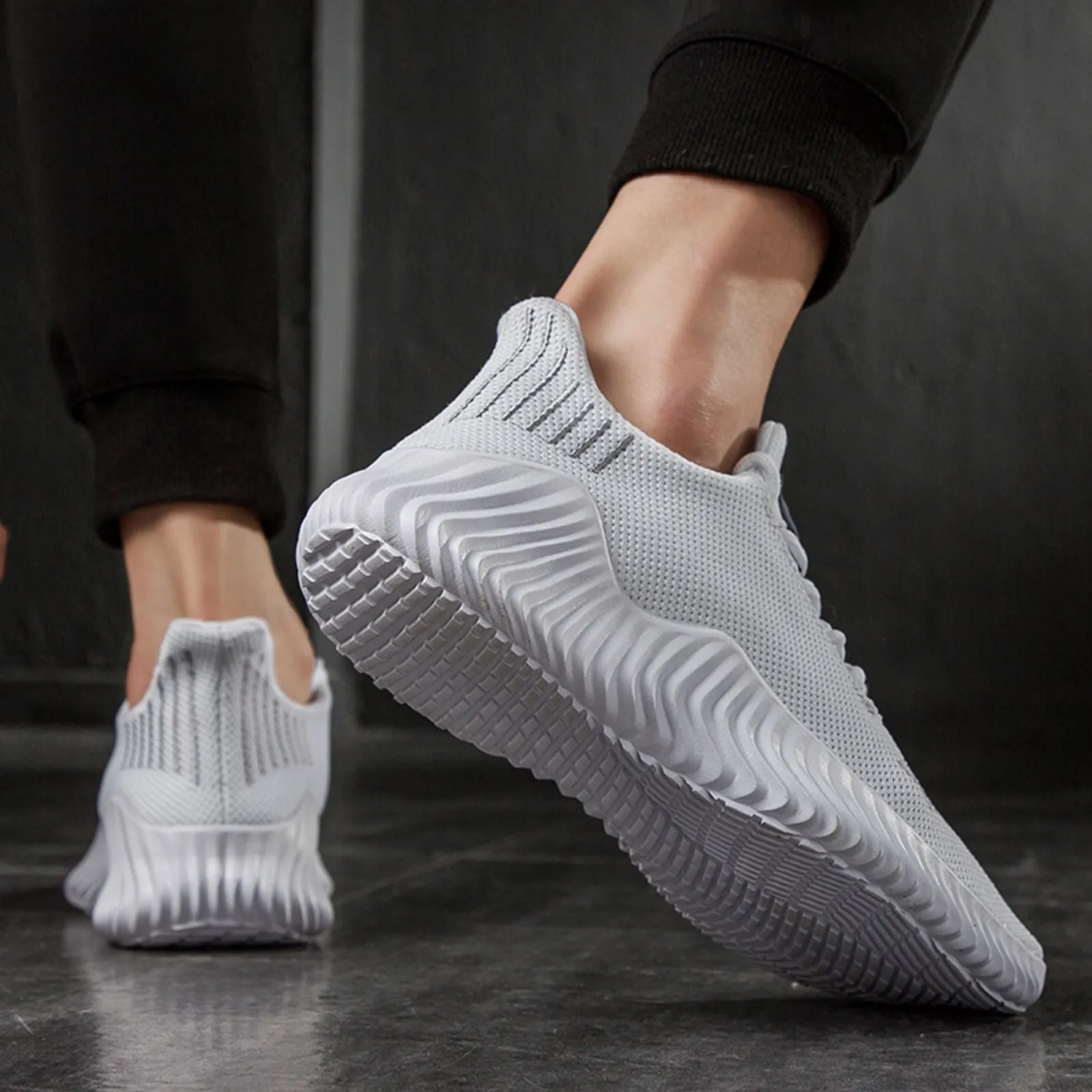 Men's Casual Sneakers Men's Sports Running Breathable Shoes