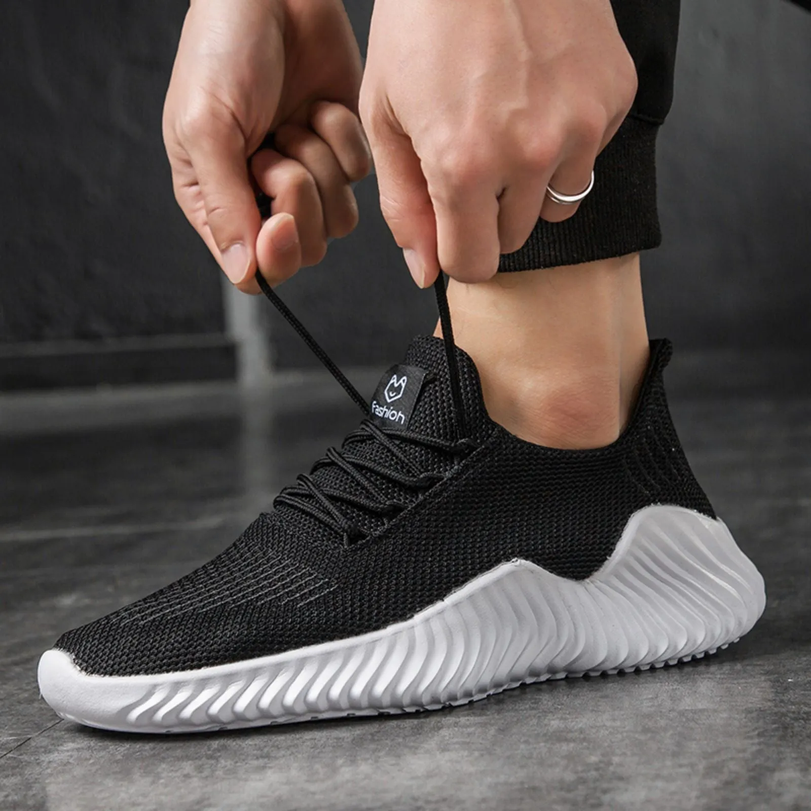 Men's Casual Sneakers Men's Sports Running Breathable Shoes
