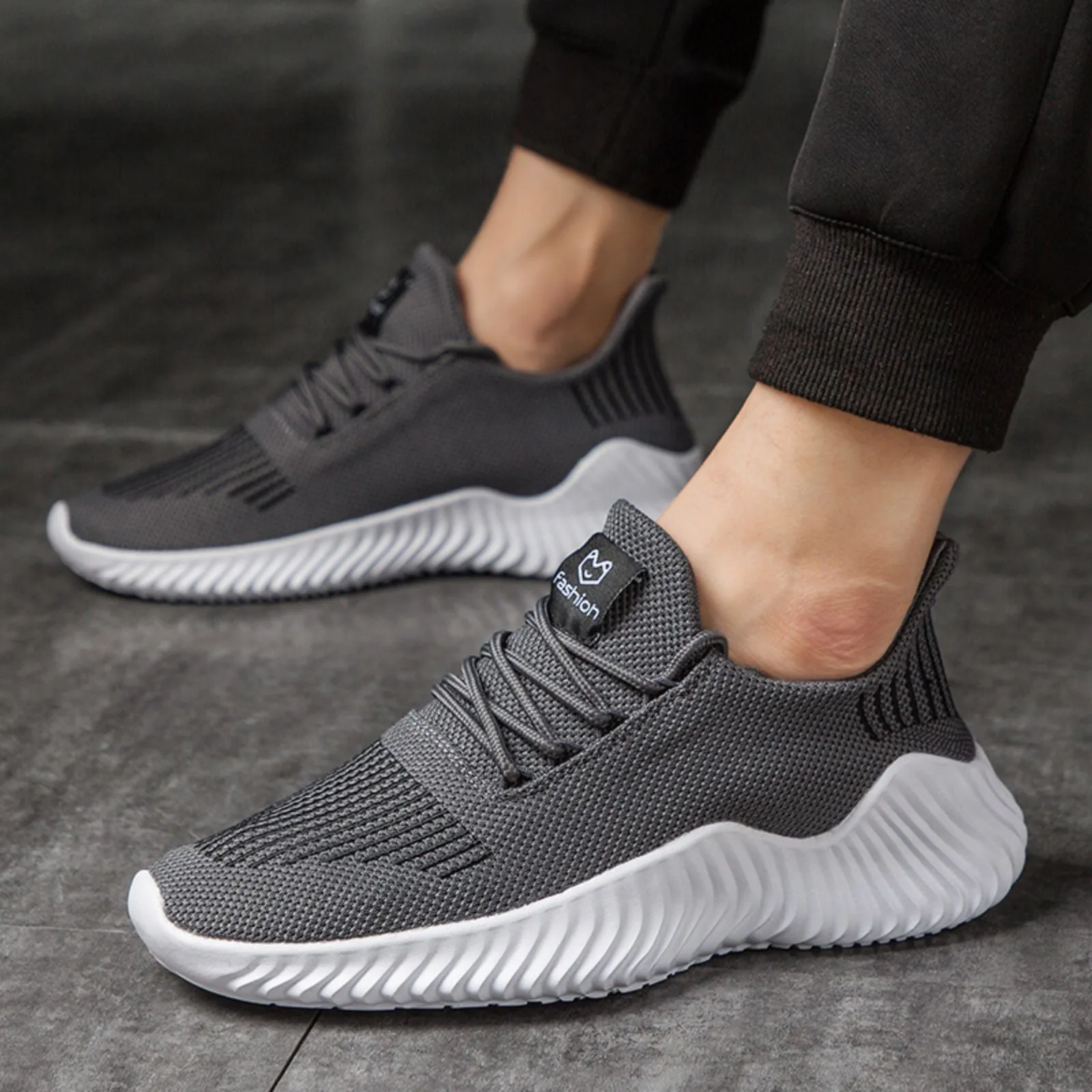 Men's Casual Sneakers Men's Sports Running Breathable Shoes