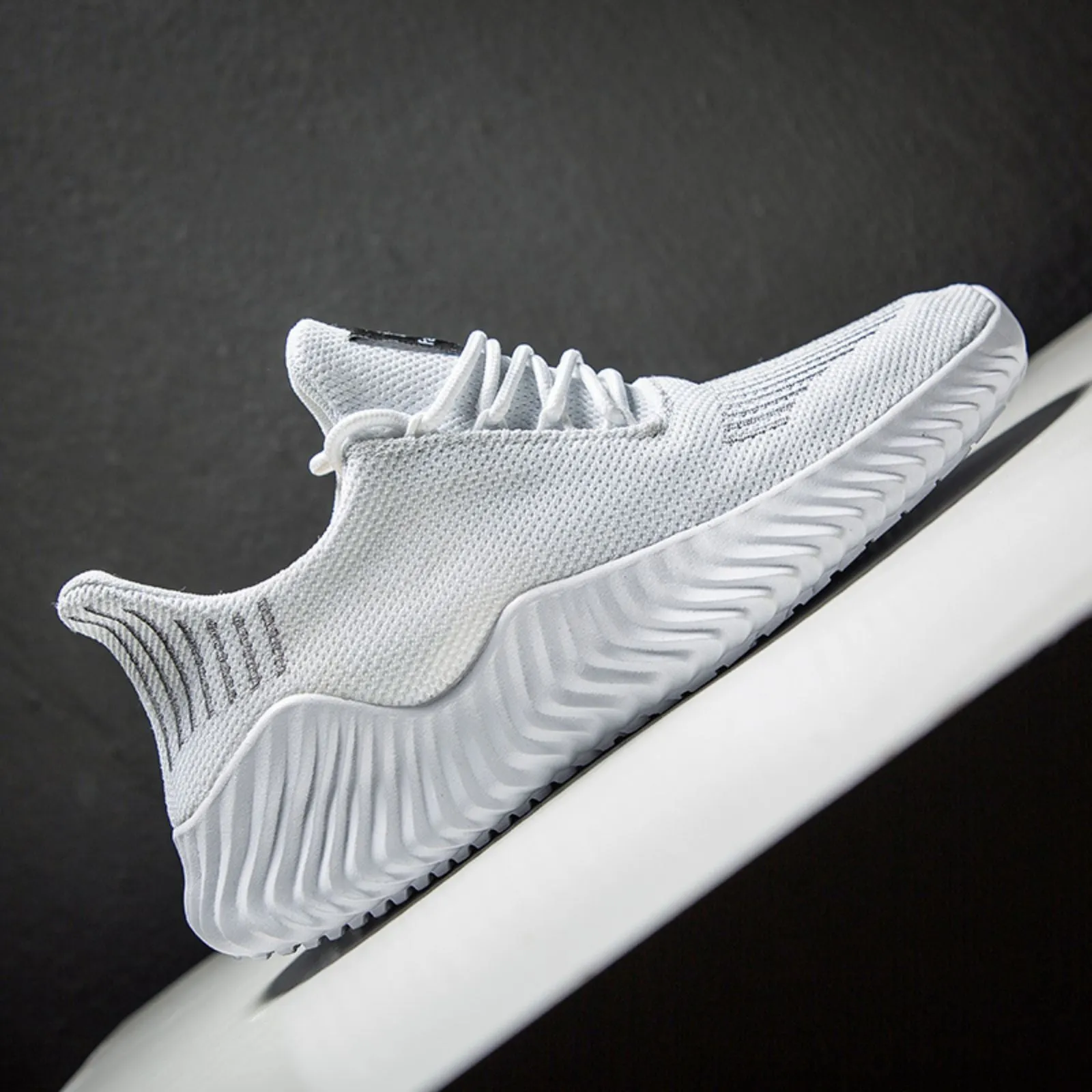 Men's Casual Sneakers Men's Sports Running Breathable Shoes
