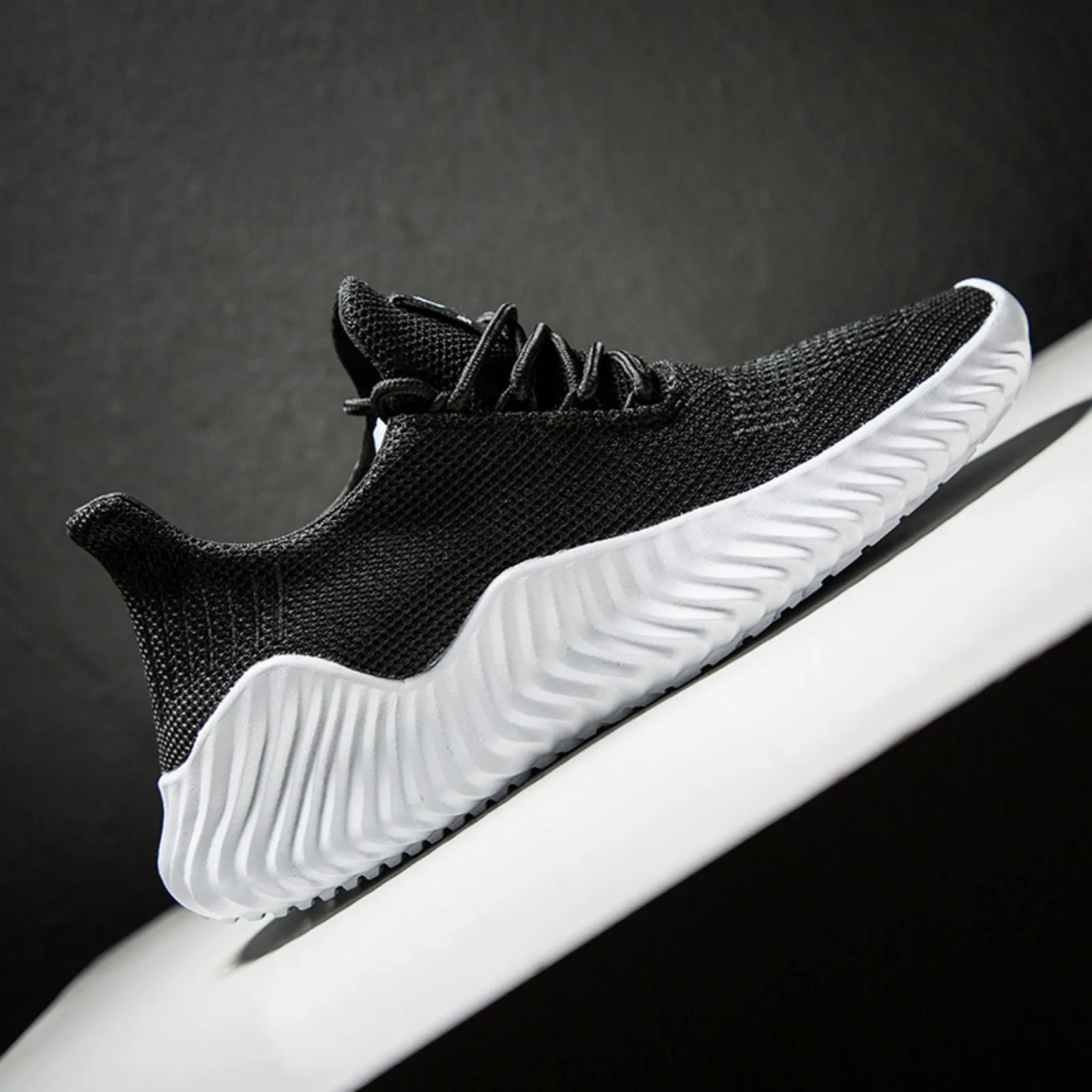 Men's Casual Sneakers Men's Sports Running Breathable Shoes